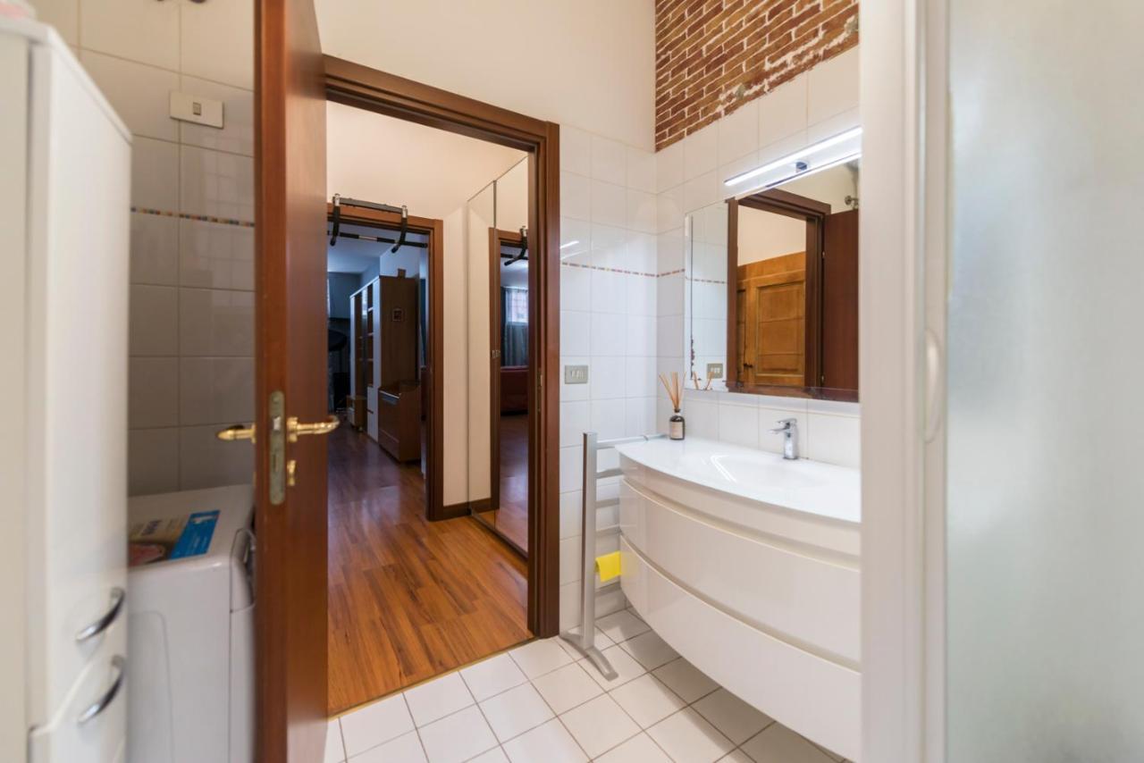 Milan Cathedral Apartment Exterior photo